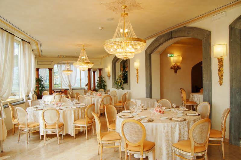 Grand Hotel Helio Cabala Marino Exterior photo